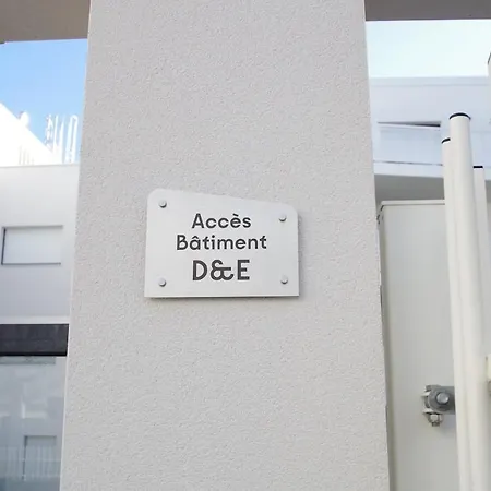 Nina, 2 Couchages, Elegant, Wifi, Parking * 拉罗歇尔