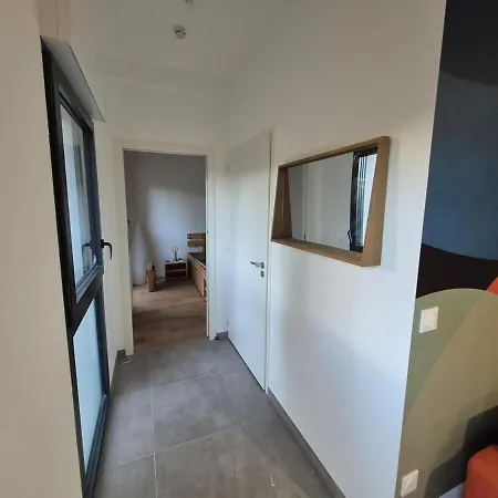 Nina, 2 Couchages, Elégant, Wifi, Parking