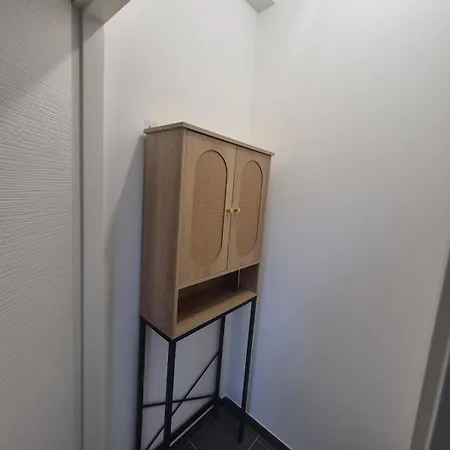 Appartement Nina, 2 Couchages, Elégant, Wifi, Parking